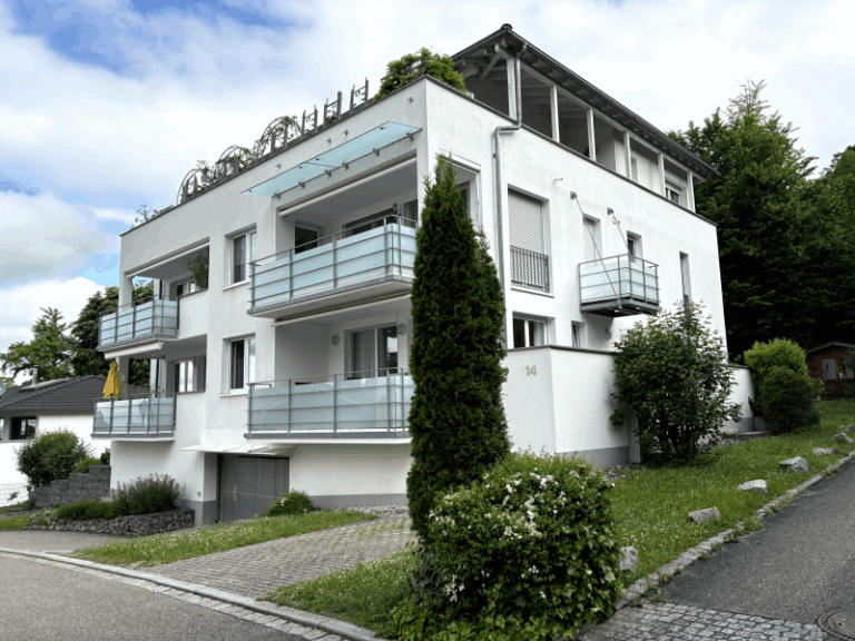 Mehrfamilienhaus