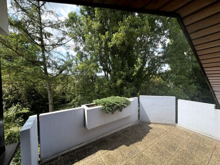Balkon mit freiem Blick