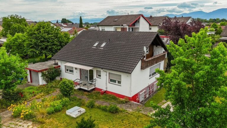 Haus und Grundstück