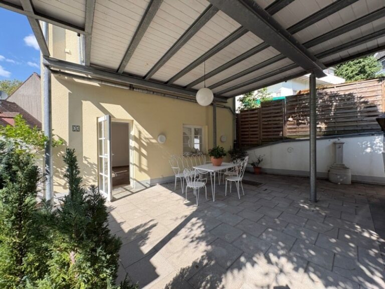 Große Terrasse